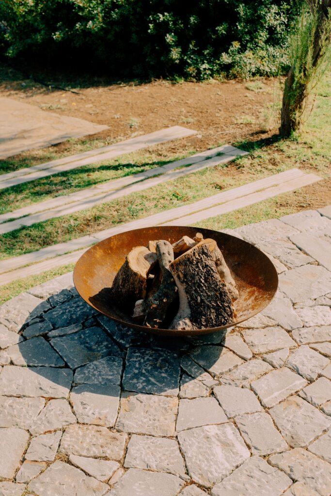 How Do I Build A DIY Fire Pit In My Backyard? How Do I Build A DIY Fire Pit In My Backyard?